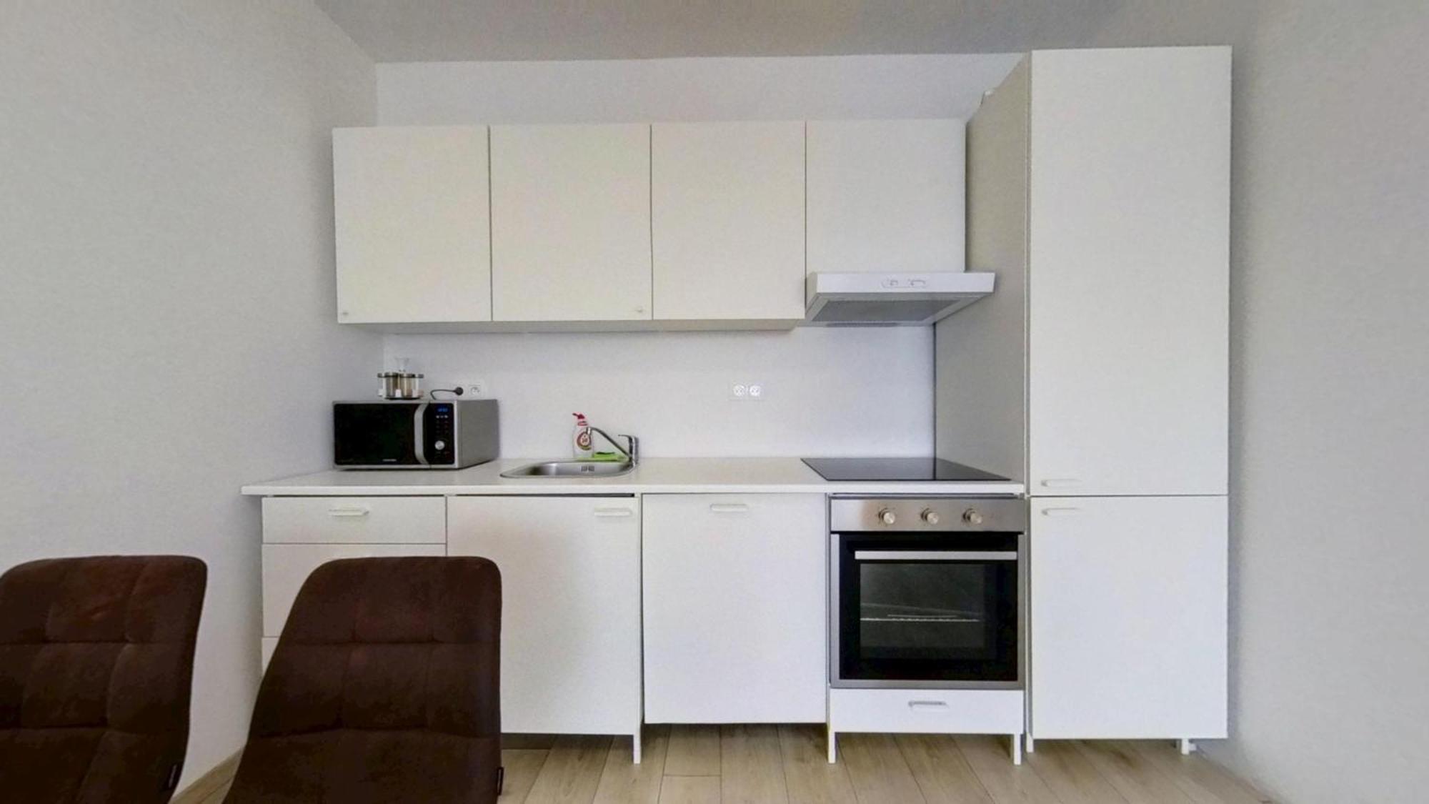 Air-Conditioned 2 Room Apartment, With Terrace, Rovinka, 302 Eksteriør billede